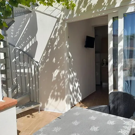 Holiday home Gioema