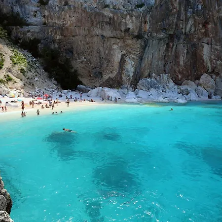 Gioema Semesterbostad Baunei